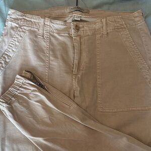 Liverpool Women's Khaki Joggers, Like New, sz 12/31